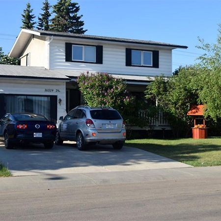 The Dewberry Homestay B&B Edmonton Exterior foto
